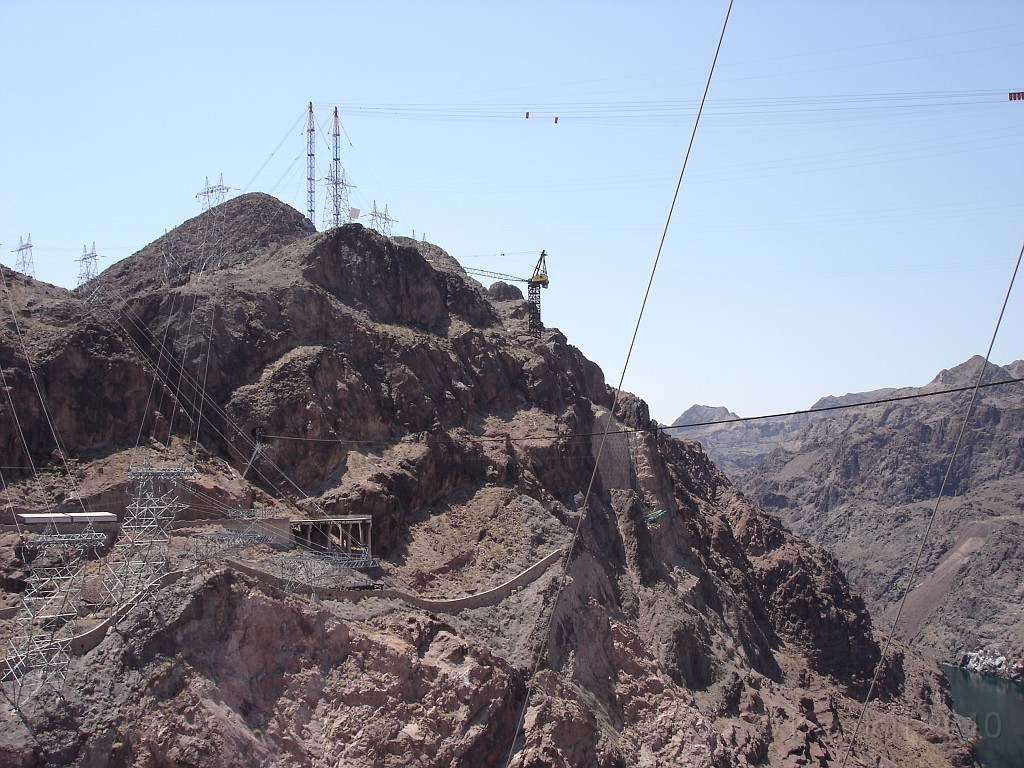 Las Vegas 2010 - Hoover Dam Revisited 0011.jpg - The 2010 Las Vegas Fire - Ice and Sweat Tour. Half Marathon, Red Rock Canyon, Casinos, Valley of Fire.... and buffets!Dam bridge progress during the July 2, 2006 Las Vegas tour.